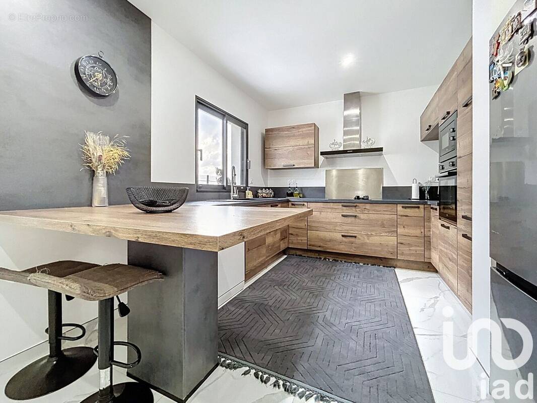 Photo 1 - Maison à CORNEILHAN