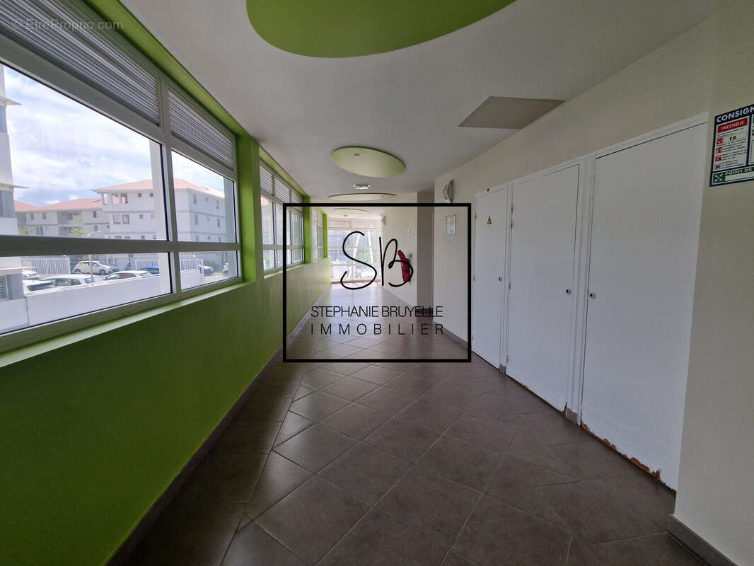 Commerce à FORT-DE-FRANCE