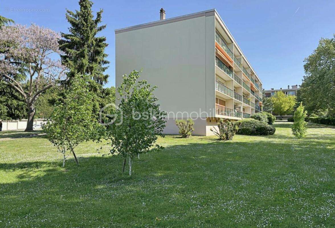 Appartement à SOISY-SUR-SEINE