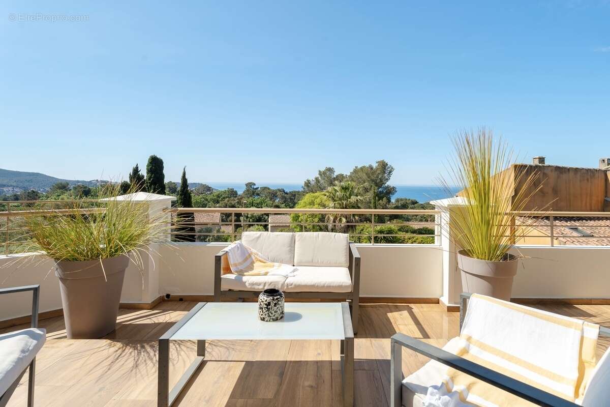 Appartement à LE PRADET