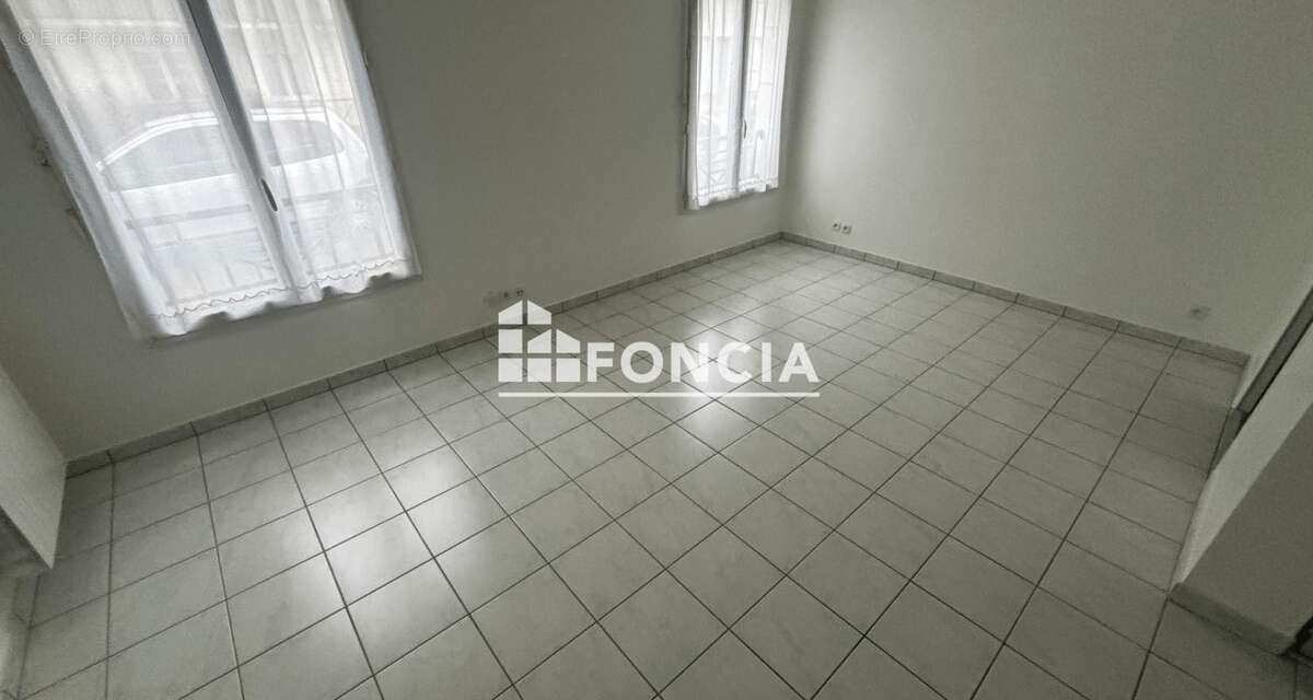 Appartement à GUYANCOURT