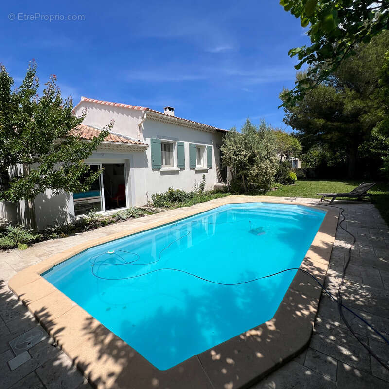 Maison à EYGUIERES