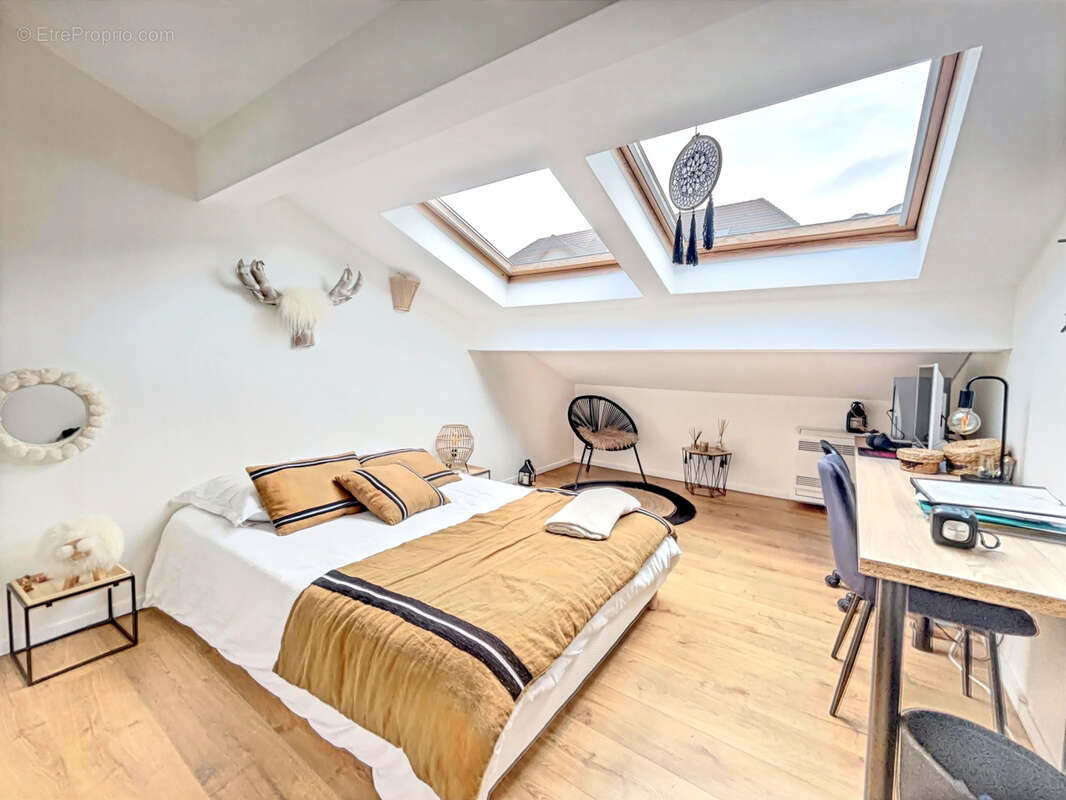 Appartement à VIVIERS-DU-LAC