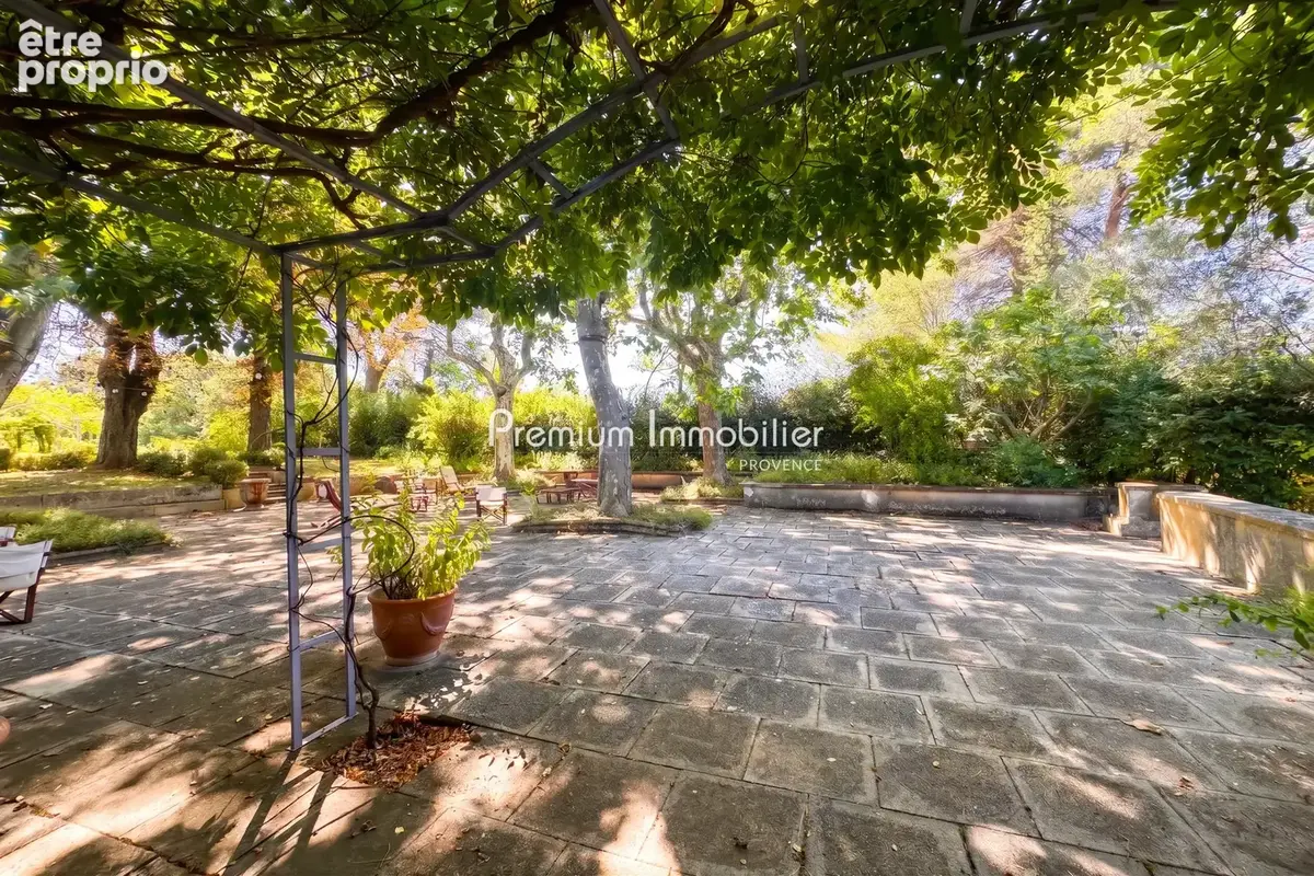Maison 10 pièces 260 m² à vendre à Aix-En-Provence (13100) - photo 3