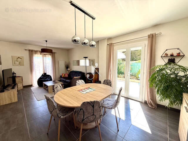 Maison à SAINT-SAVOURNIN