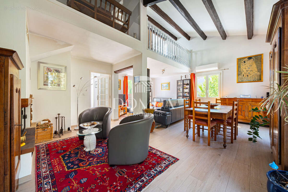 Maison à CASTELNAU-LE-LEZ