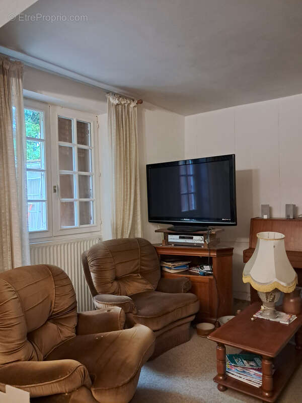 Maison à NEUVY-SUR-LOIRE