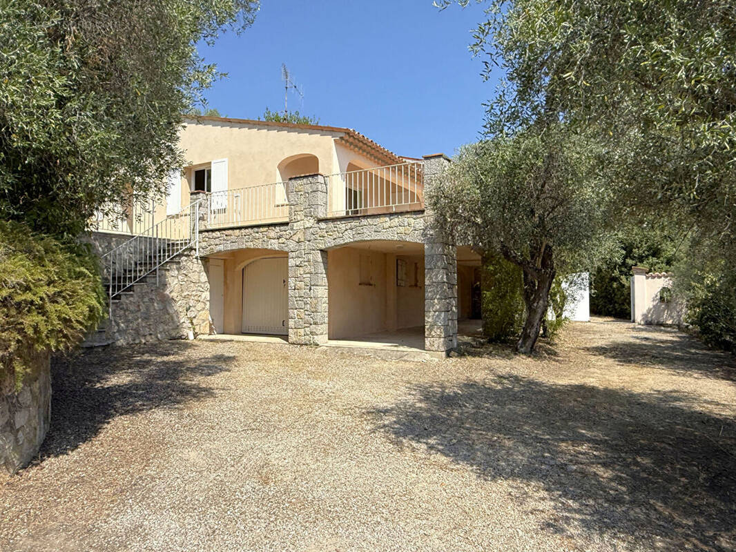 Maison à LE TIGNET