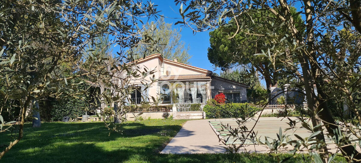 Maison à CAUMONT-SUR-DURANCE