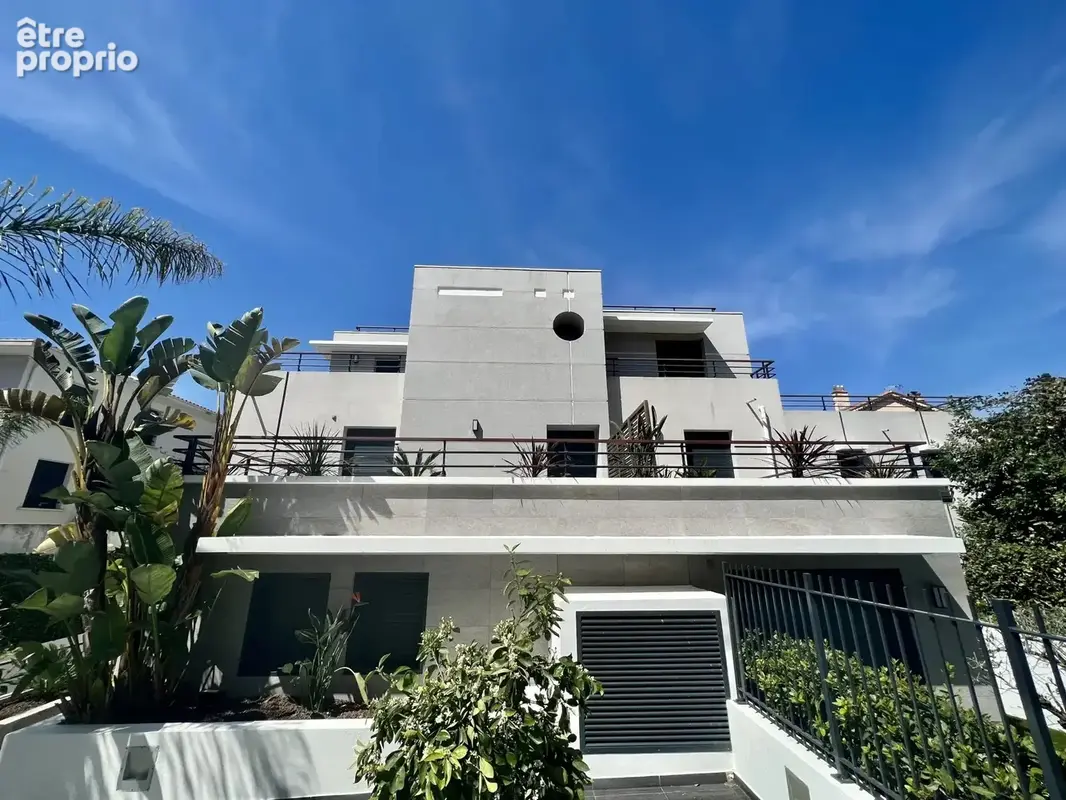 Cannes  bas de  montfleury à vendre – 2 pièces avec grande terrasse et garage double - photo 9