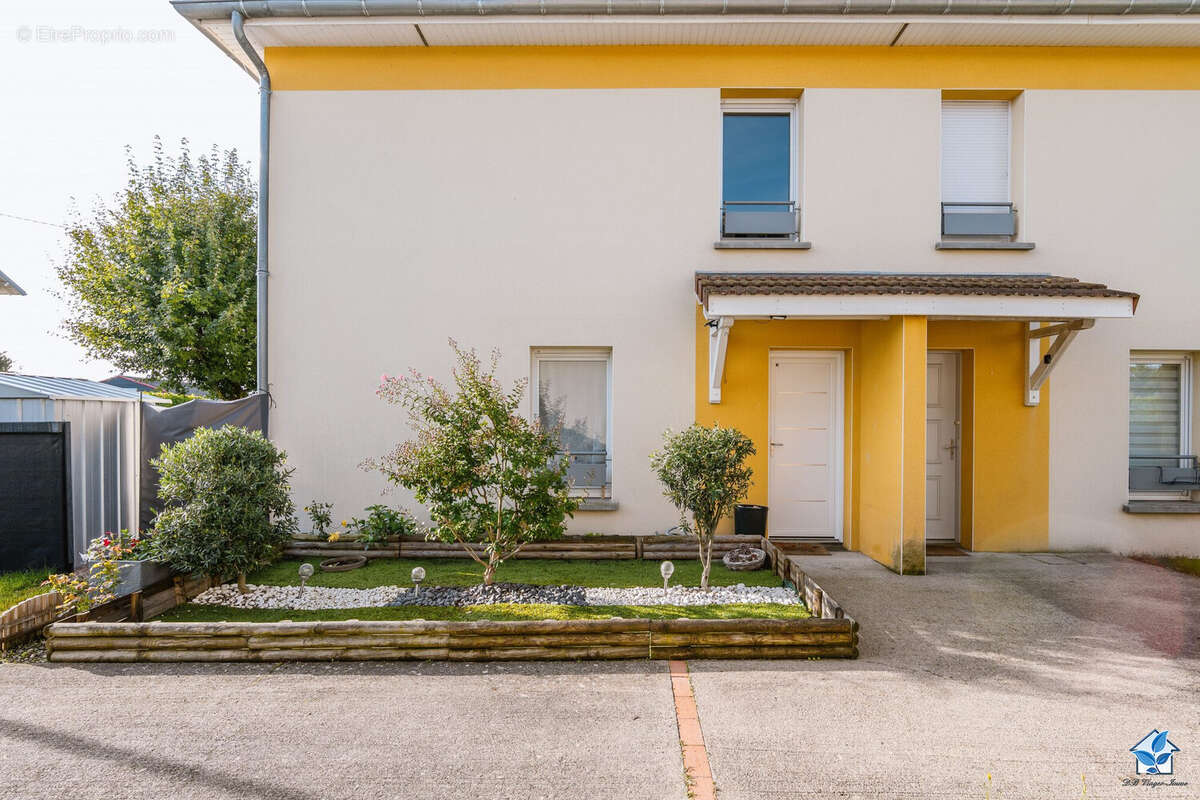 Appartement à HAUTERIVE