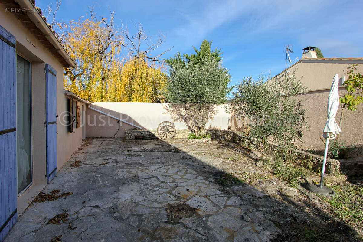 Maison à CAROMB