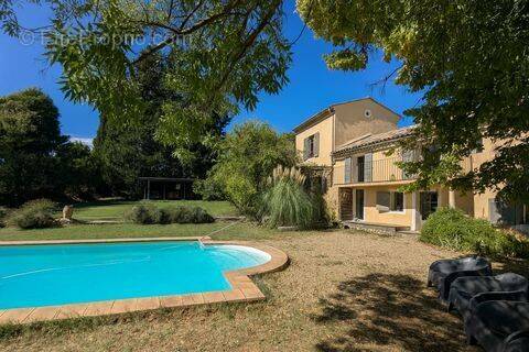 Maison à VILLECROZE