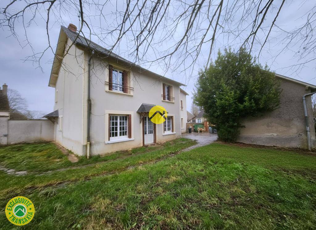 Maison à MORNAY-BERRY