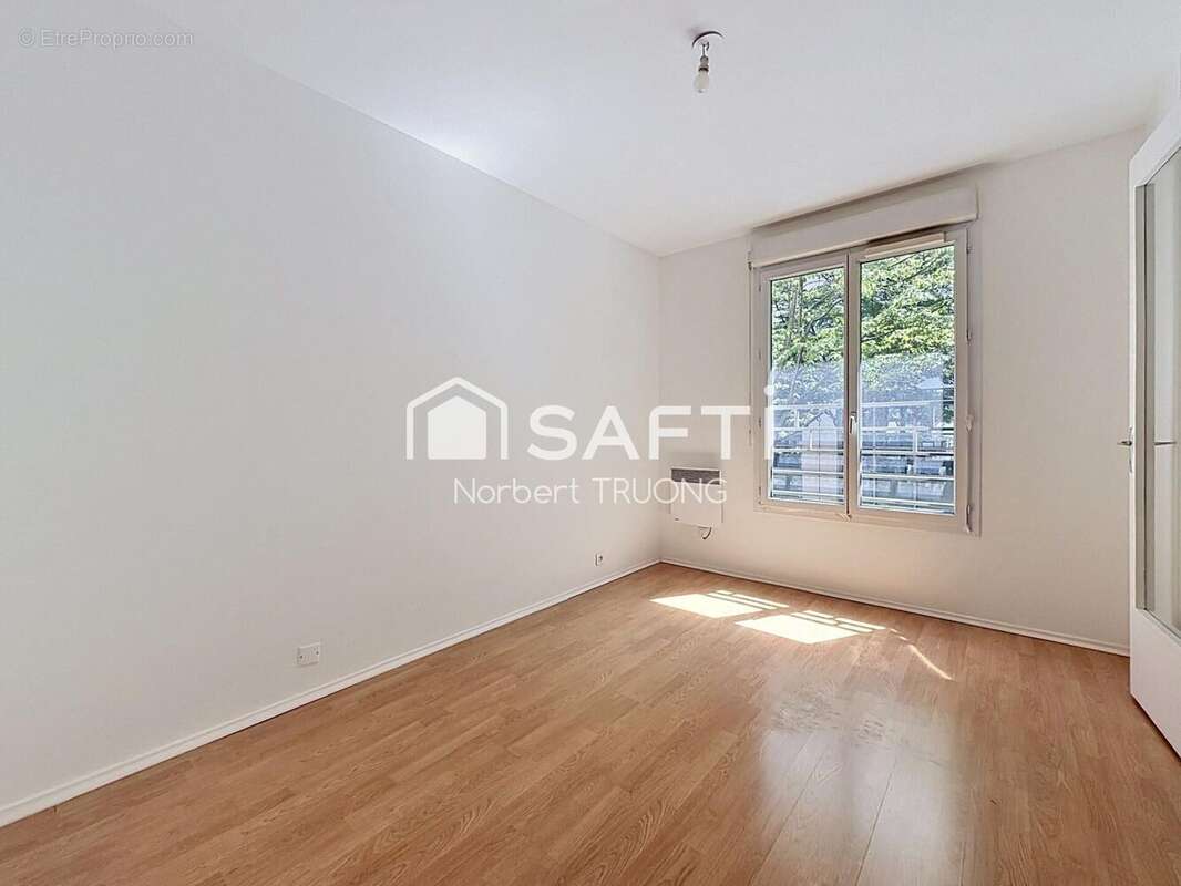 Photo 8 - Appartement à ISSY-LES-MOULINEAUX