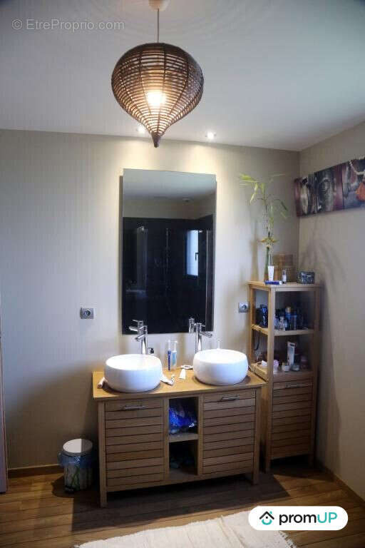 Maison à SAINT-MICHEL-DE-BANNIERES