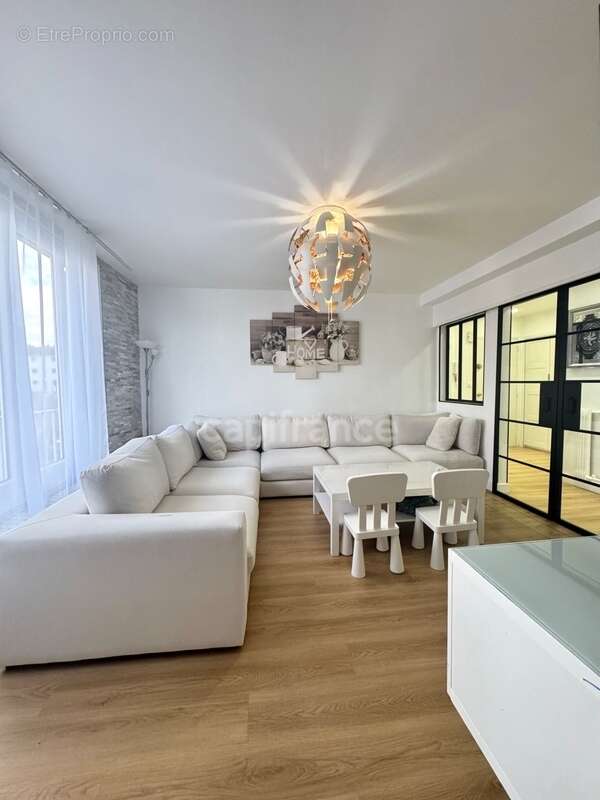 Appartement à MANTES-LA-VILLE