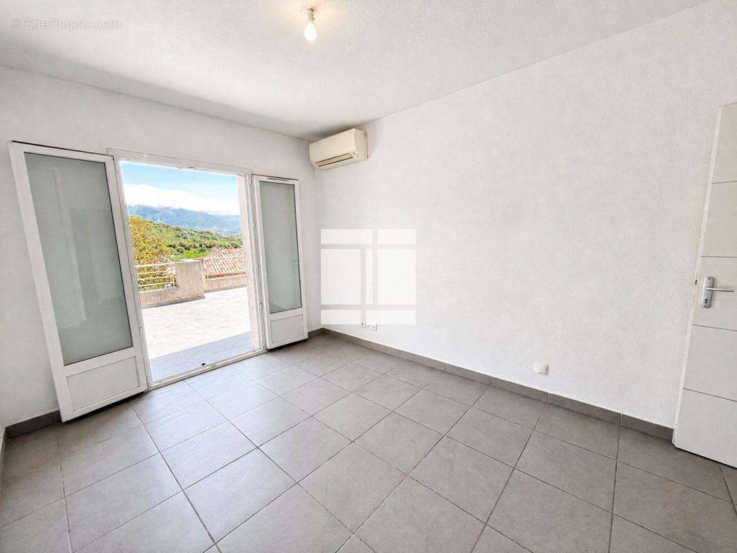 Appartement à OLETTA