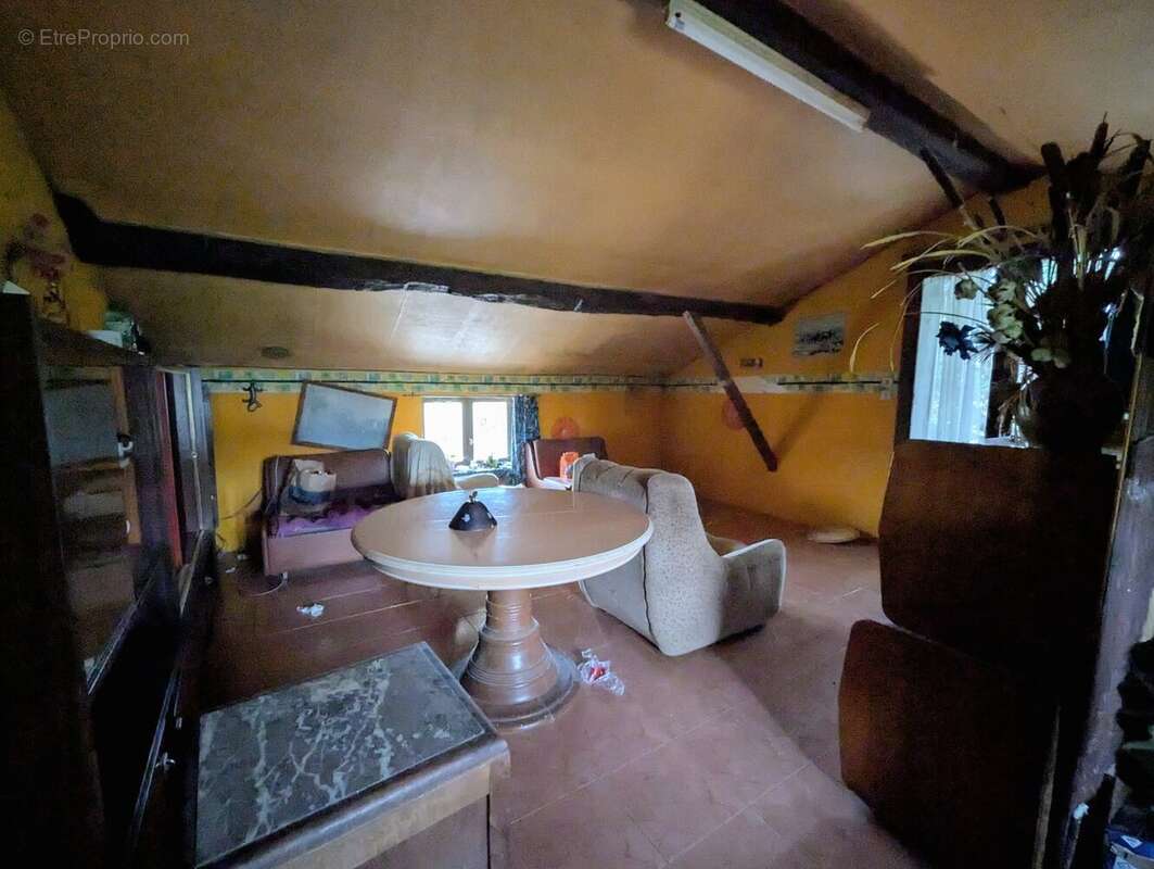 Maison à CORCELLES-EN-BEAUJOLAIS