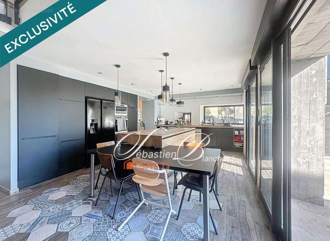 Photo 2 - Maison à BILLIAT