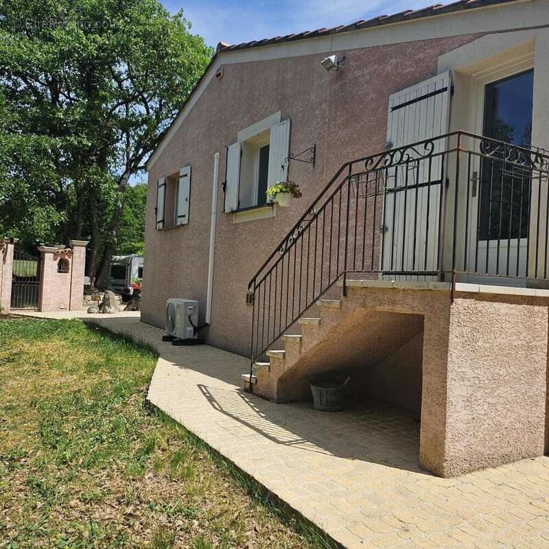 Maison 165 m² à Caseneuve  - photo 3