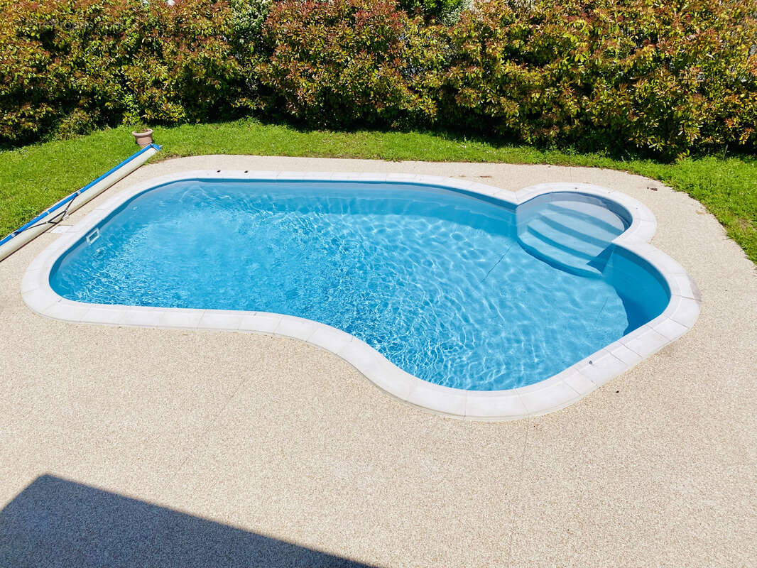 Maison à VAUX-SUR-MER