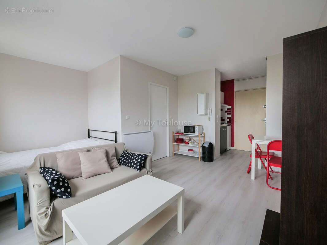 Studio meublé - photo 2