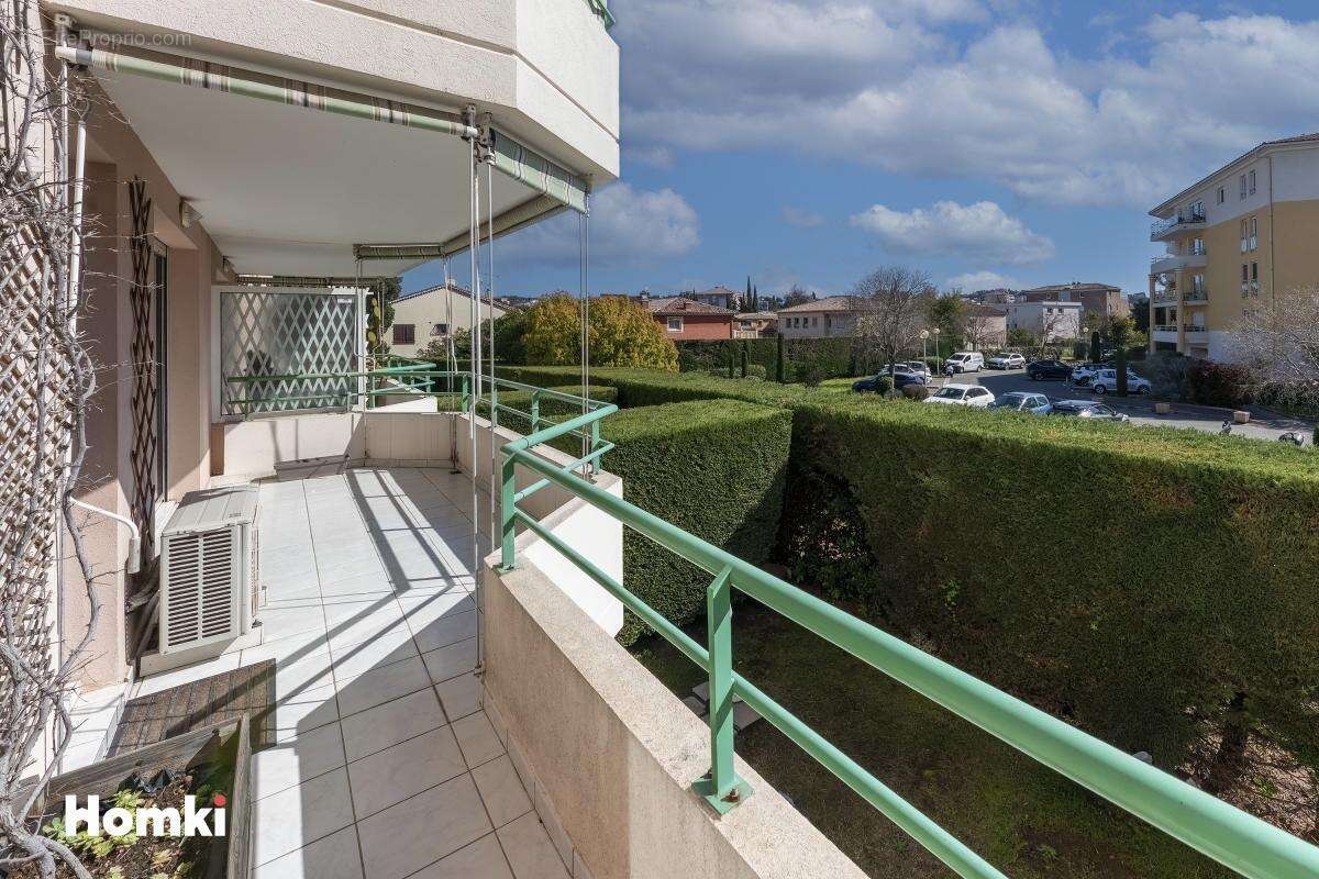 Appartement T4 de 89 m² à Saint-Raphaël 83700, Chemin Aurélien - photo 9
