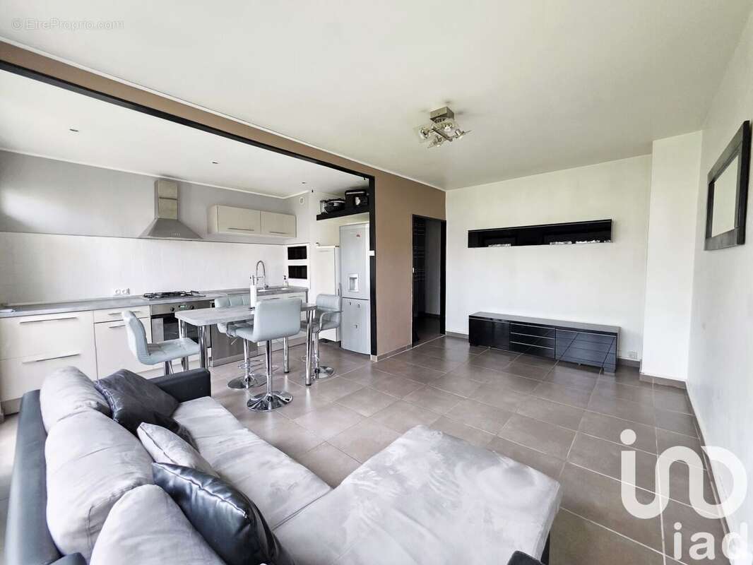 Photo 2 - Appartement à YERRES