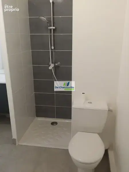 T2 récent avec balcon, piscine - photo 9