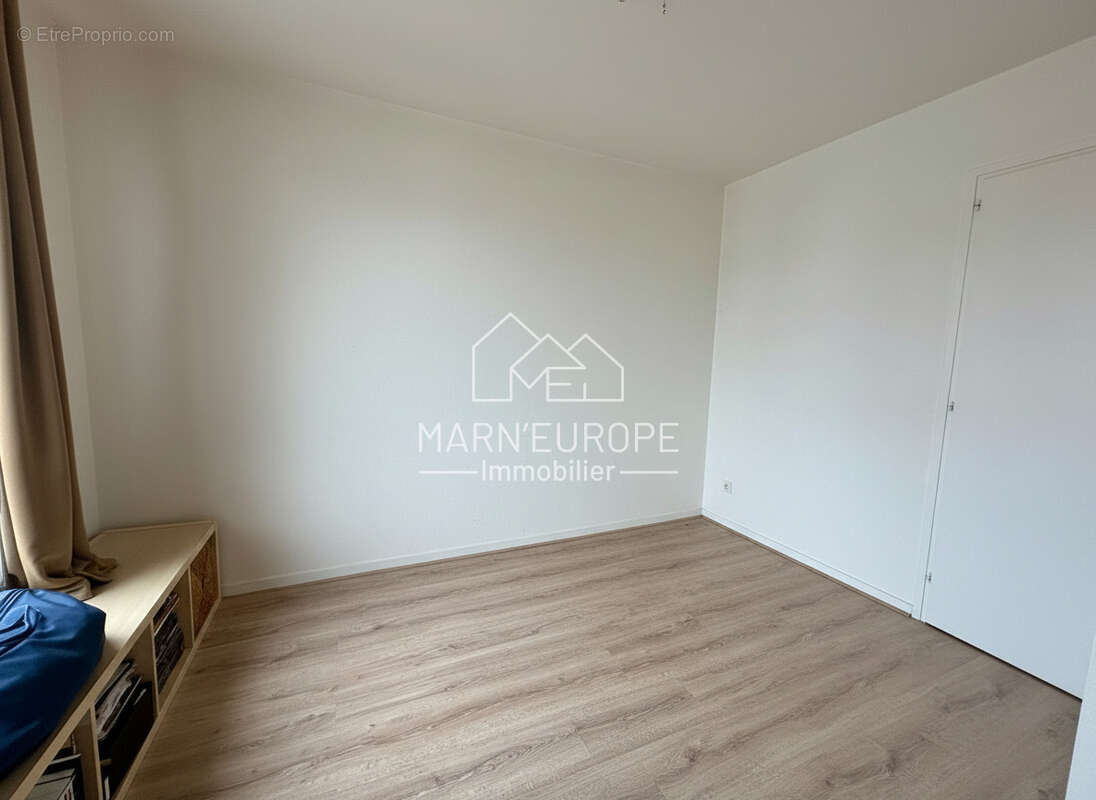 Appartement à SERRIS