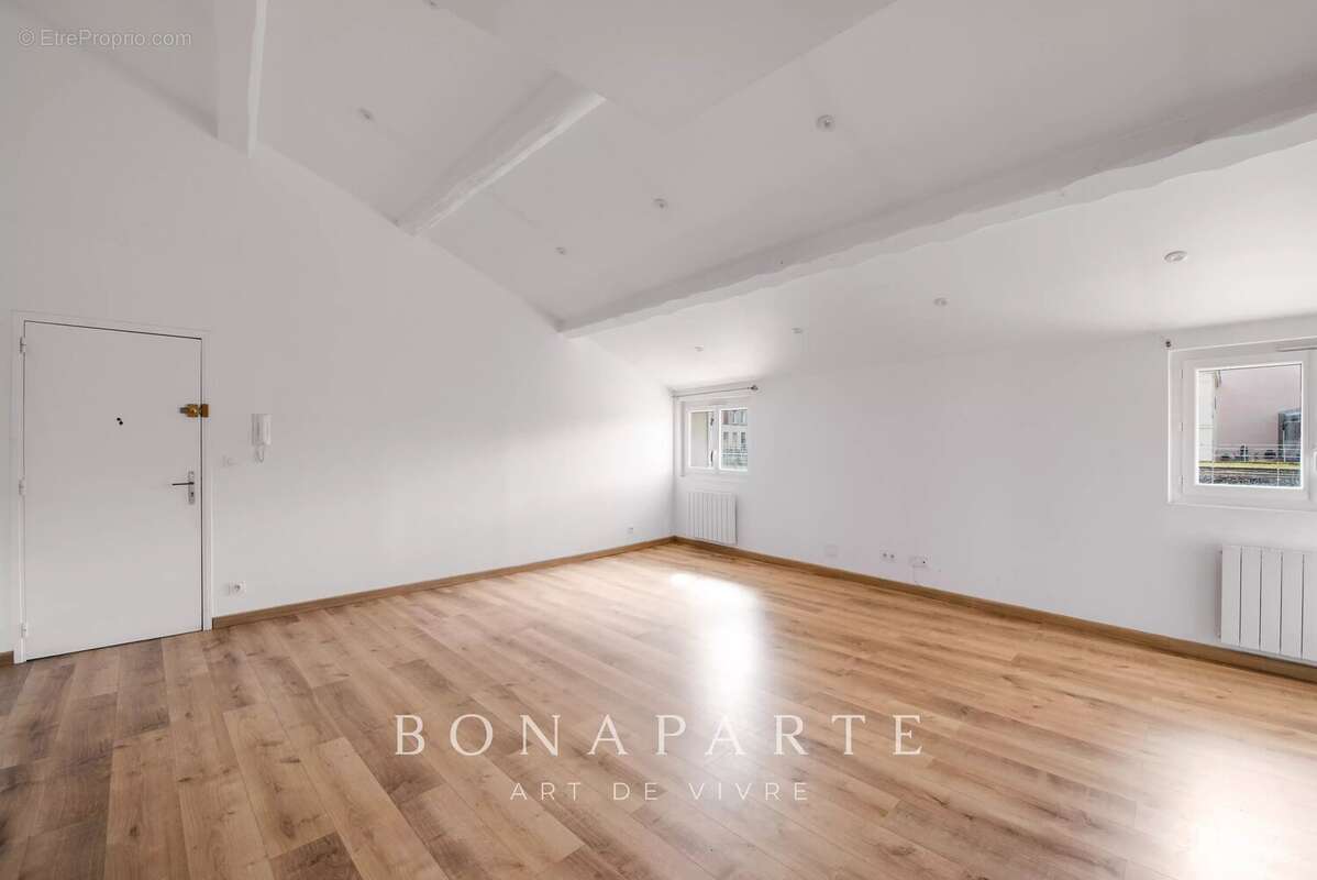Appartement à SAINT-RAPHAEL