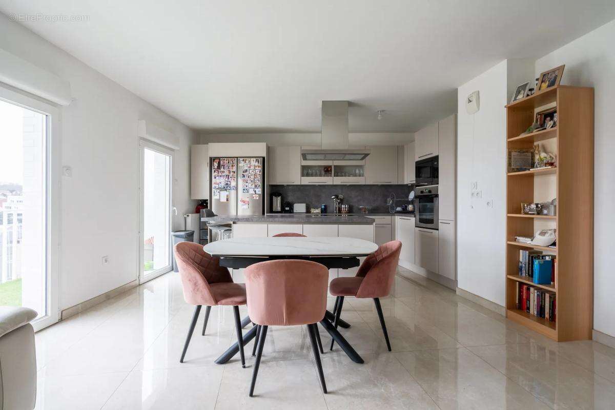 Appartement à NOISY-LE-SEC