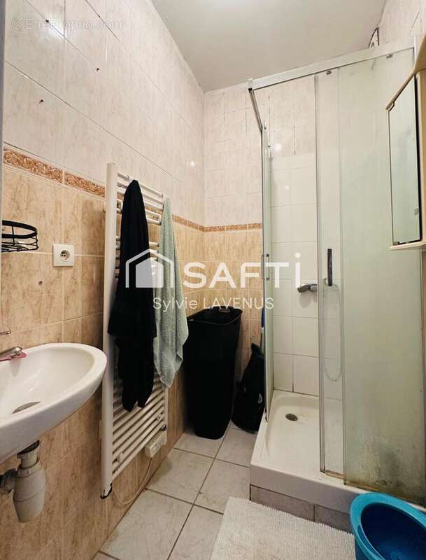 Photo 5 - Appartement à NEUILLY-SAINT-FRONT