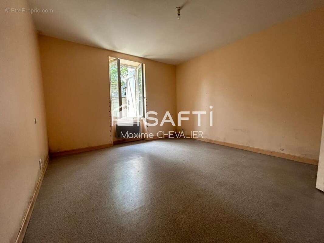 Maison 63 m² à Orsennes  - photo 3