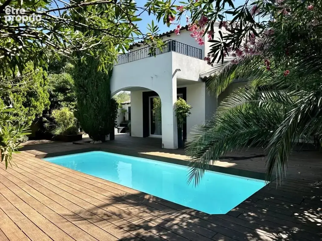 Villa de charme de 170 M2 dans quartier résidentiel aux Angl - photo 2