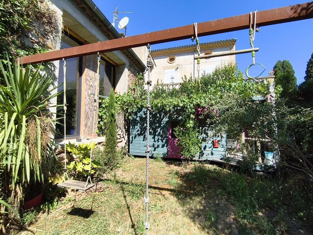 34360 Saint Chinian-Maison loft 240m2-centre - photo 17