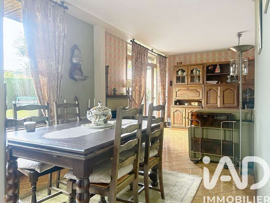 Photo 4 - Maison à SAINT-GERMAIN-LES-CORBEIL