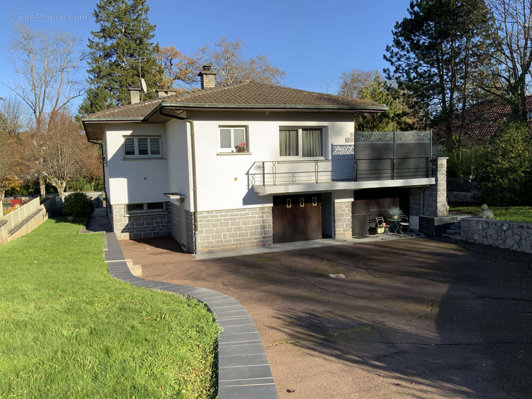 Maison à LUXEUIL-LES-BAINS