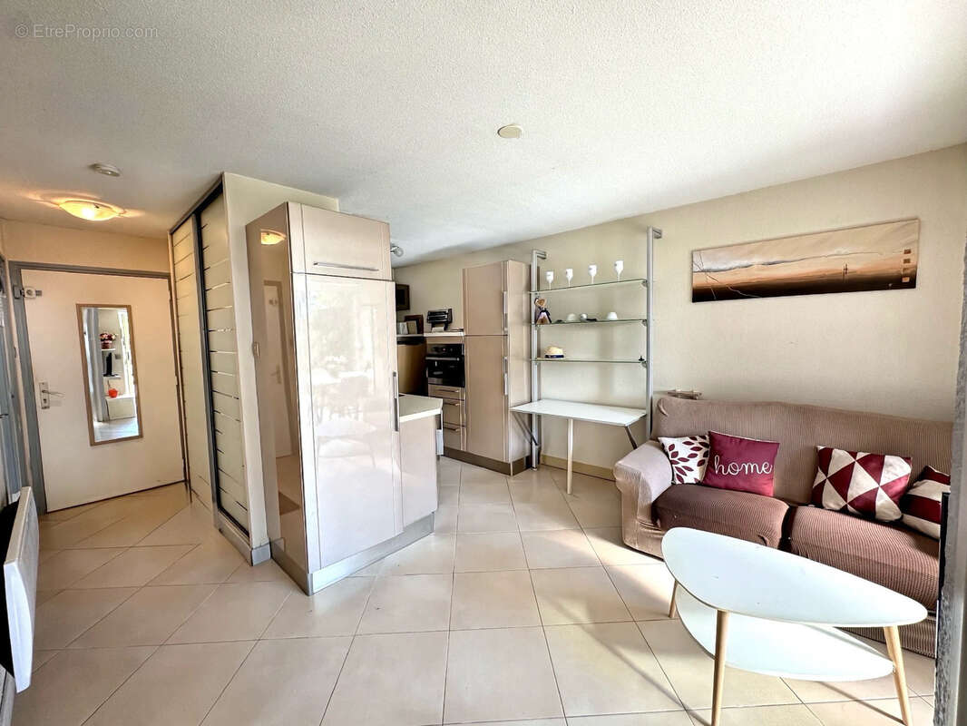 Appartement à LA LONDE-LES-MAURES