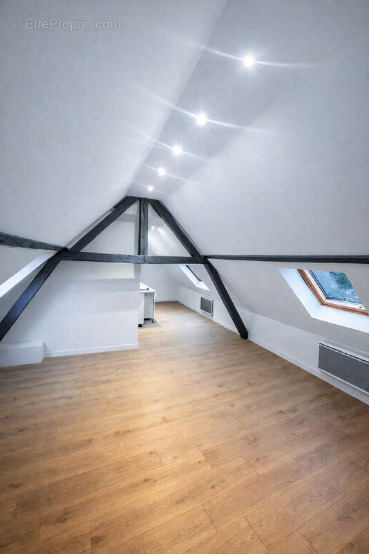 Appartement à SIN-LE-NOBLE