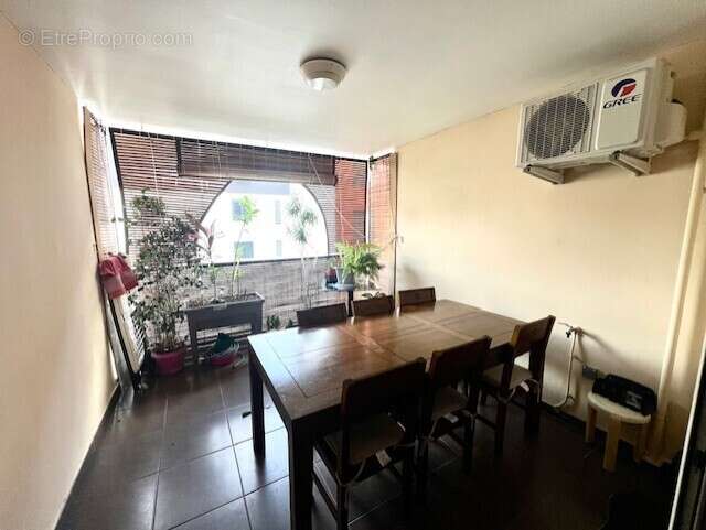 Appartement à SAINT-DENIS