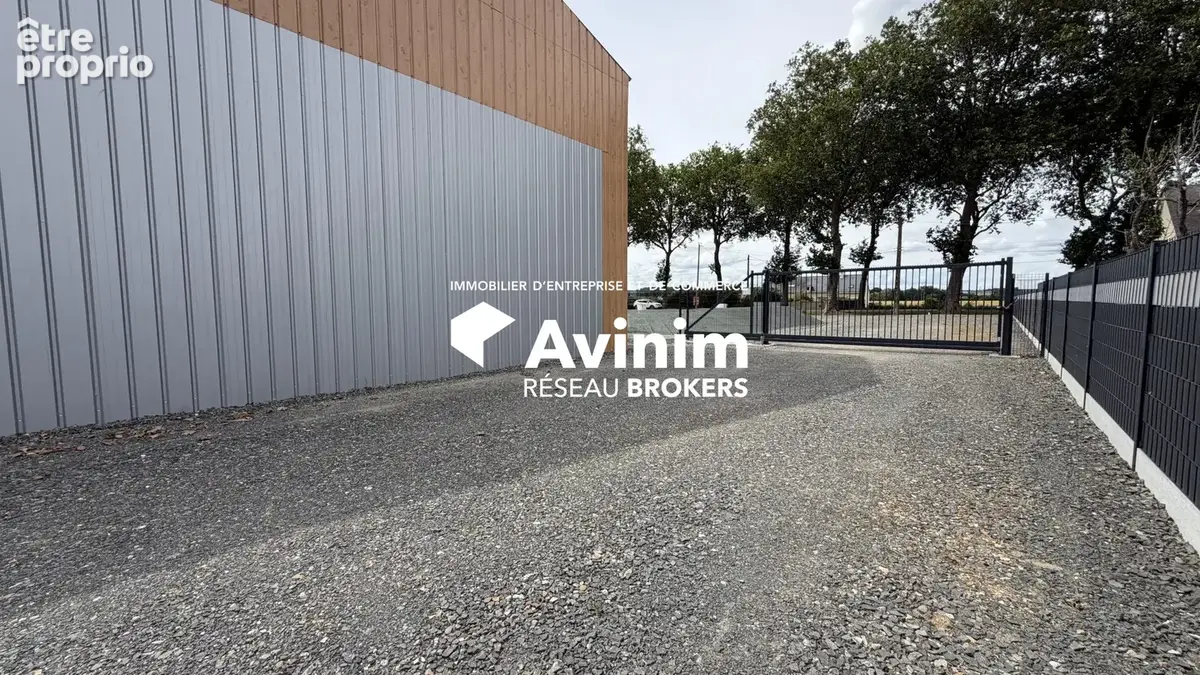 Accès voirie latérale est