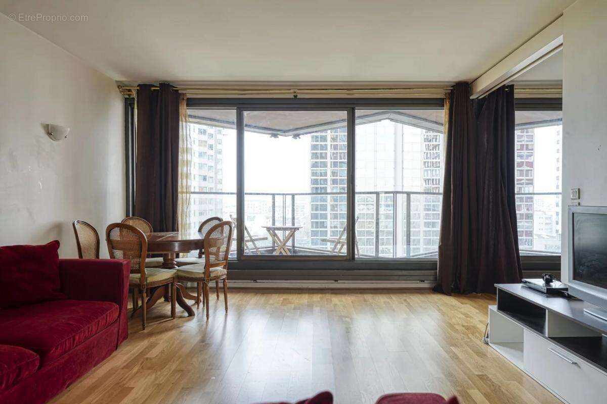 Appartement à PARIS-15E