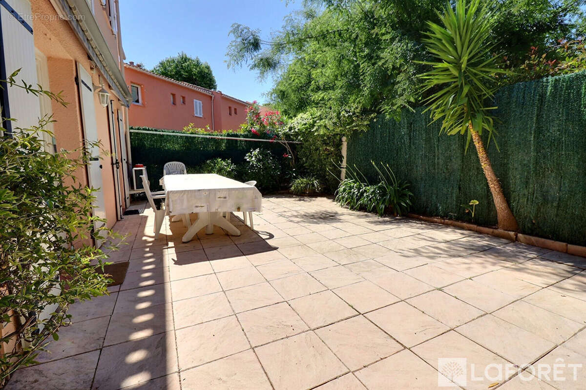 La Londe Les Maures / Miramar, 4 pièces, deux terrasses avec stationnement. - photo 5
