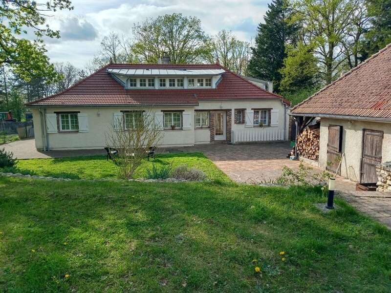 Maison à MONT-NOTRE-DAME