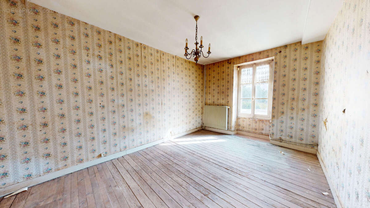 Maison à MONDEVILLE