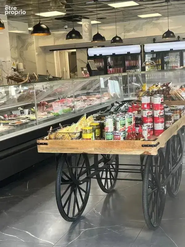 Fond de commerce de boucherie charcuterie traiteur épicerie fine primeur crèmerie (vente du droit au bail possible) - photo 6
