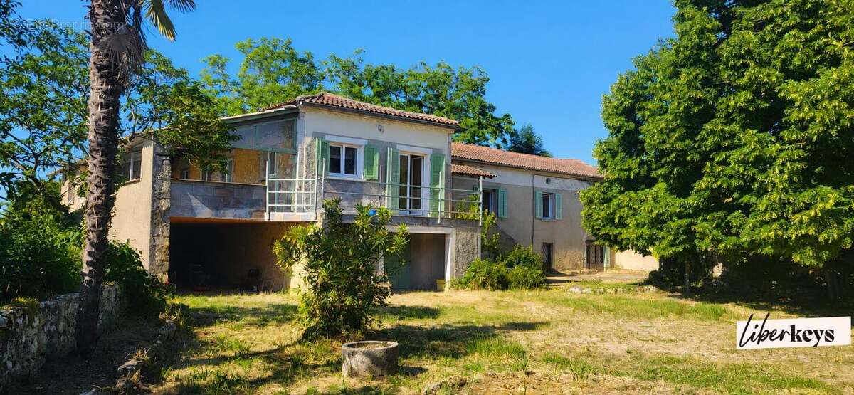 Maison à BOURNAZEL