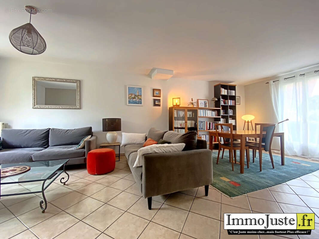 Maison à LES ESSARTS-LE-ROI